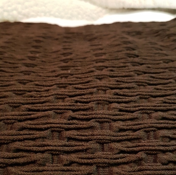 Guess Espresso textured bodycon mini skirt - Picture 2 of 4